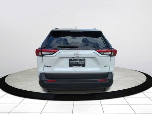 Used 2025 Toyota RAV4 XLE Premium image 4