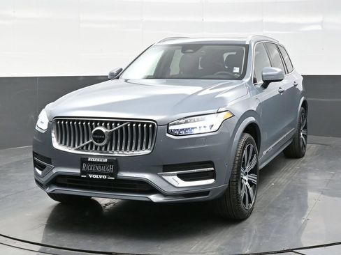 Used 2023 Volvo XC90 T8 Plus w/ Protection Package Premier image 2