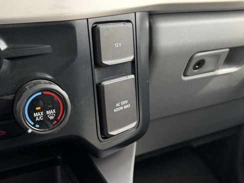 Used 2023 Ford F250 XLT w/ XLT Premium Package AWD/4WD image 23