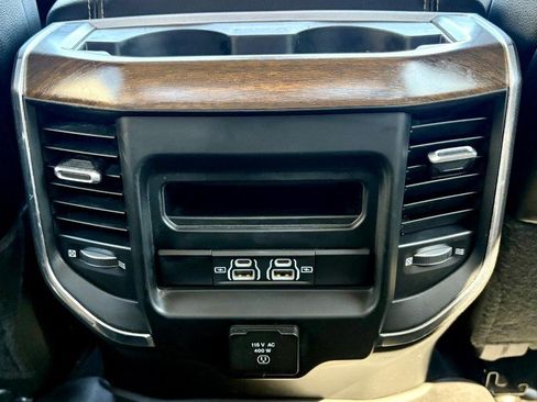 Used 2023 RAM 2500 Laramie AWD/4WD image 12