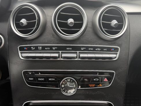 Used 2015 Mercedes-Benz C 300 C 300 4MATIC AWD 4dr Sedan image 31