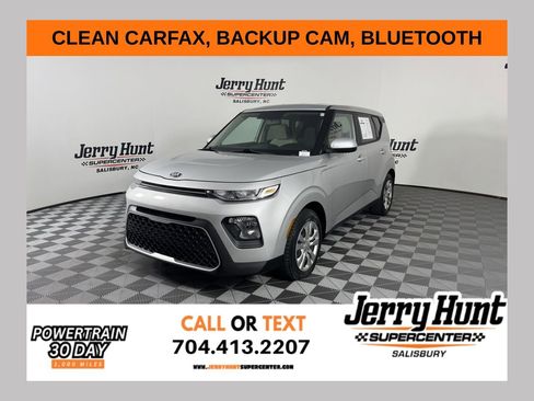 Used 2021 Kia Soul LX image 1
