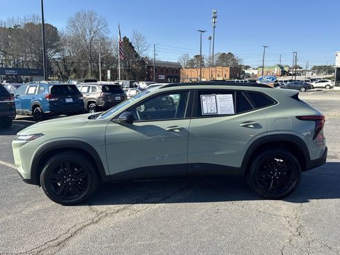 Used 2025 Chevrolet Trax ACTIV image 4