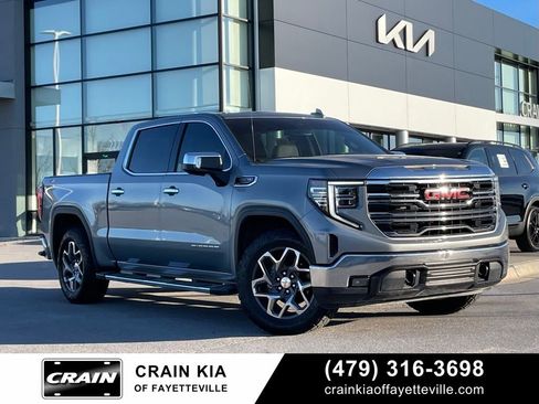 Used 2023 GMC Sierra 1500 SLT w/ SLT Premium Package AWD/4WD image 1