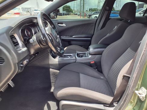 Used 2022 Dodge Charger Scat Pack RWD image 21