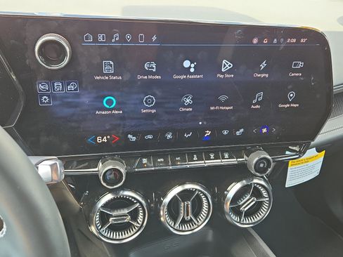 Used 2024 Chevrolet Blazer EV LT image 24