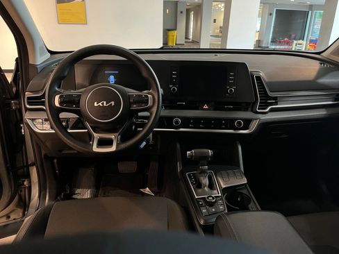 Used 2024 Kia Sportage LX FWD image 34
