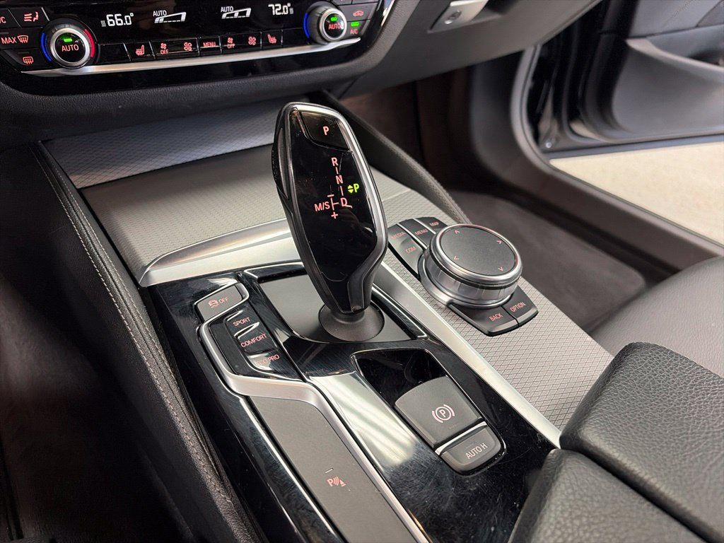 Used 2017 BMW 540i xDrive AWD/4WD image 19