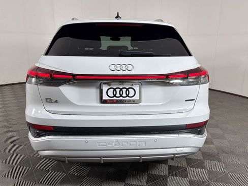 Certified 2023 Audi Q4 e-tron Prestige image 10
