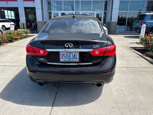 Used 2016 INFINITI Q50 Hybrid AWD image 3