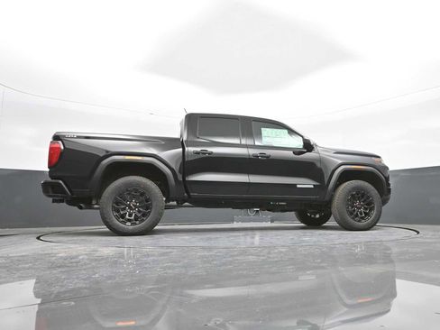 New 2026 GMC Canyon Elevation w/ Convenience Package image 47
