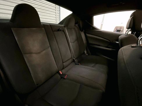 Used 2013 Dodge Avenger SE image 27