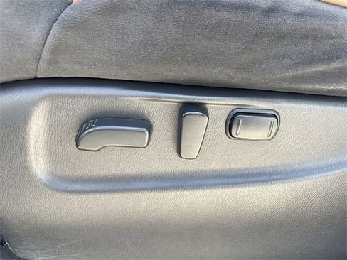 Used 2018 Nissan Armada SV w/ Driver Package image 24
