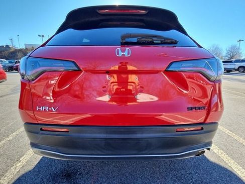 Used 2024 Honda HR-V Sport image 4