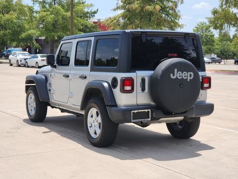 Used 2022 Jeep Wrangler Unlimited Sport AWD/4WD image 7