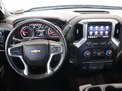 Used 2022 Chevrolet Silverado 1500 LTZ w/ LTZ Convenience Package II AWD/4WD image 11