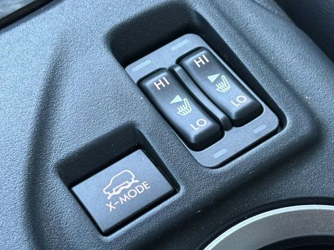 Used 2020 Subaru Crosstrek 2.0i Limited w/ Moonroof Package w/Navigation AWD/4WD image 22