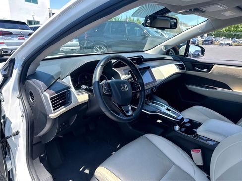 Used 2018 Honda Clarity Touring image 17
