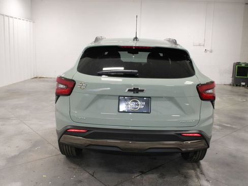 New 2026 Chevrolet Trax ACTIV w/ Driver Confidence Package image 8