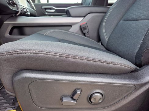 New 2026 RAM 1500 Big Horn AWD/4WD image 19