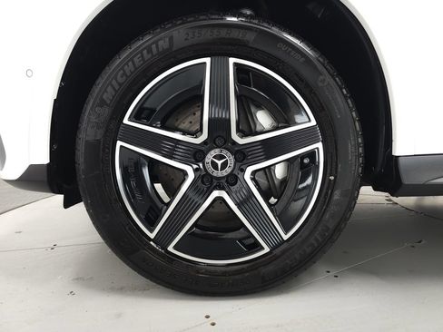 Certified 2026 Mercedes-Benz GLC 300 4MATIC image 32