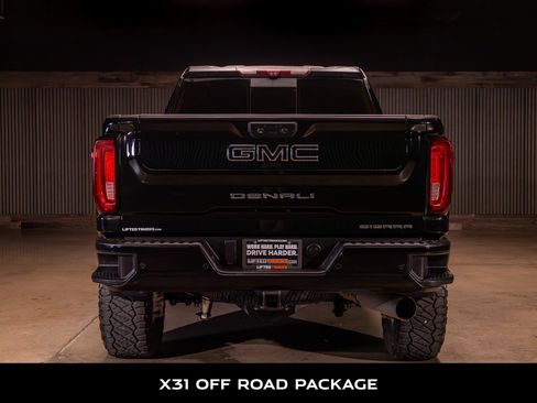 Used 2021 GMC Sierra 2500 Denali w/ Denali Ultimate Package AWD/4WD image 7