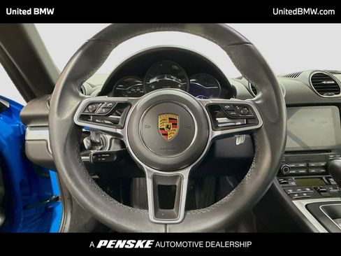 Used 2022 Porsche 718 Cayman image 6