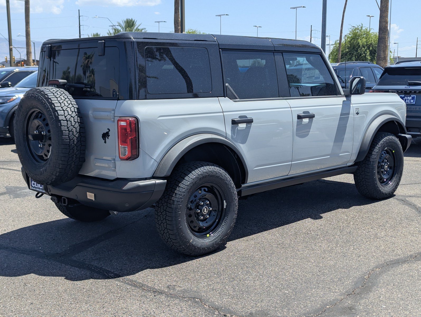 New 2026 Ford Bronco Big Bend w/ Black Diamond Package AWD/4WD image 2