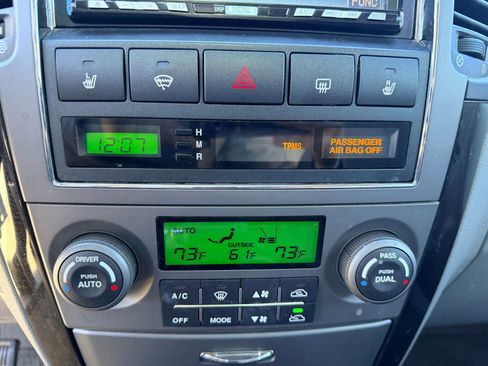 Used 2008 Kia Sorento EX w/ Luxury Pkg image 13