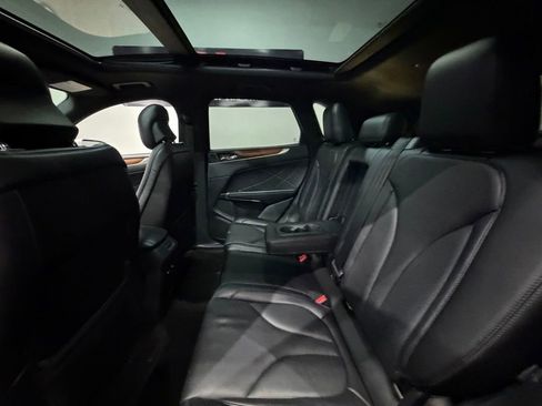 Used 2016 Lincoln MKC Reserve w/ Lincoln MKC Climate Package image 25