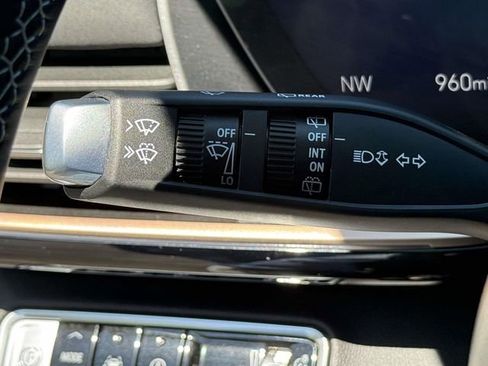 Certified 2025 Buick Envision Sport Touring AWD/4WD image 22