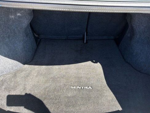 Used 2019 Nissan Sentra S w/ Appearance Package FWD image 13