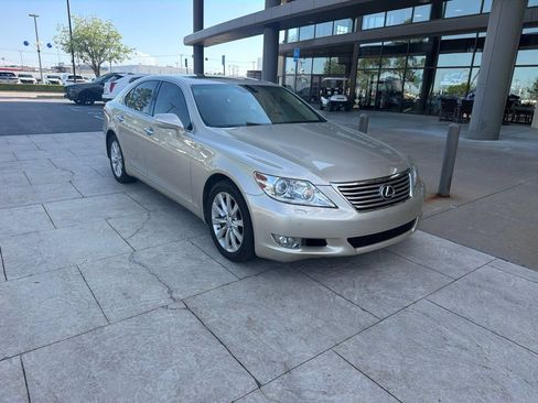 Used 2011 Lexus LS 460 AWD image 2
