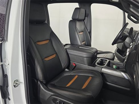 Used 2021 GMC Sierra 1500 AT4 w/ AT4 Premium Package image 26