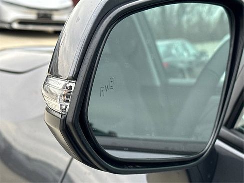 New 2025 Toyota RAV4 XLE image 17