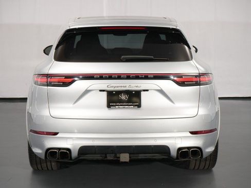 Used 2019 Porsche Cayenne Turbo AWD/4WD image 19
