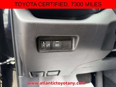 Certified 2025 Toyota RAV4 LE AWD/4WD image 21
