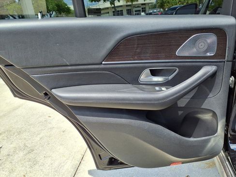 Used 2020 Mercedes-Benz GLE 350 4MATIC image 17