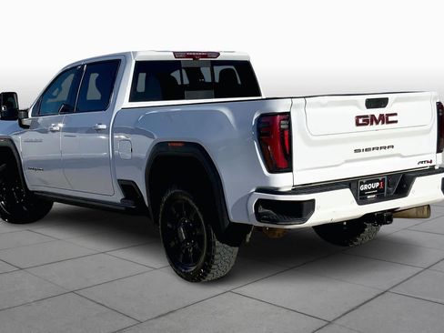 Used 2024 GMC Sierra 2500 AT4 w/ Technology Package image 11