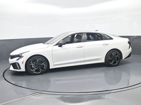 Used 2025 Kia K5 GT-Line w/ GT-Line Premium Package FWD image 2