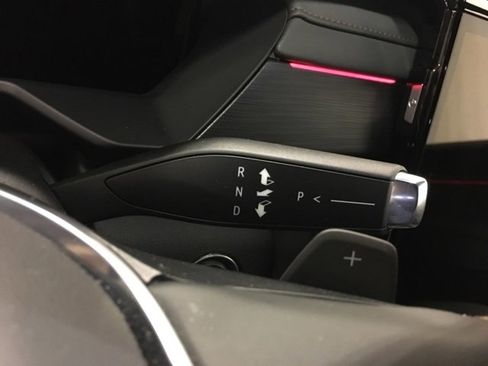 Used 2024 GMC Acadia AT4 w/ LPO, Floor Liner Package image 32