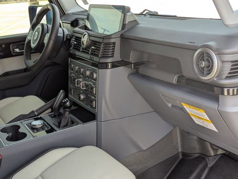 Used 2024 INEOS Grenadier Fieldmaster Edition image 26