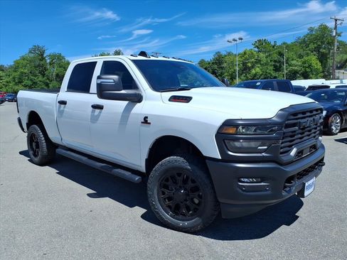 New 2025 RAM 2500 Tradesman AWD/4WD image 2