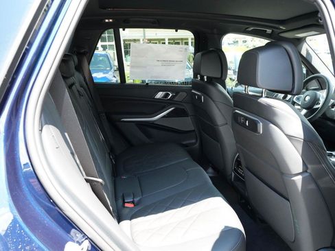 New 2026 BMW X5 xDrive40i w/ M Sport Package AWD/4WD image 10