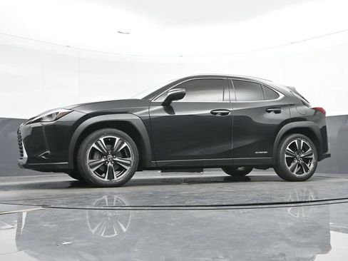 Used 2021 Lexus UX 250h w/ Premium Package AWD/4WD image 16