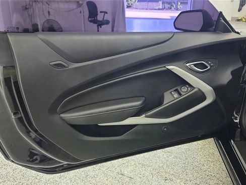 Used 2020 Chevrolet Camaro SS RWD image 16