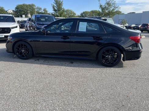 Used 2023 Honda Civic Sport image 7