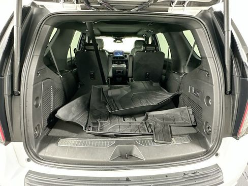 Used 2023 Chevrolet Tahoe Premier w/ Texas Edition RWD image 27