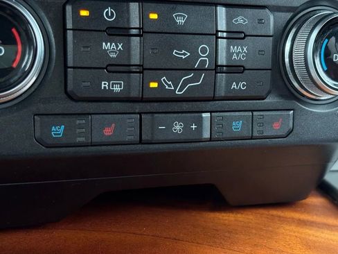 Used 2019 Ford F350 King Ranch w/ King Ranch Ultimate Package AWD/4WD image 45