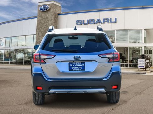 New 2025 Subaru Outback Limited image 3